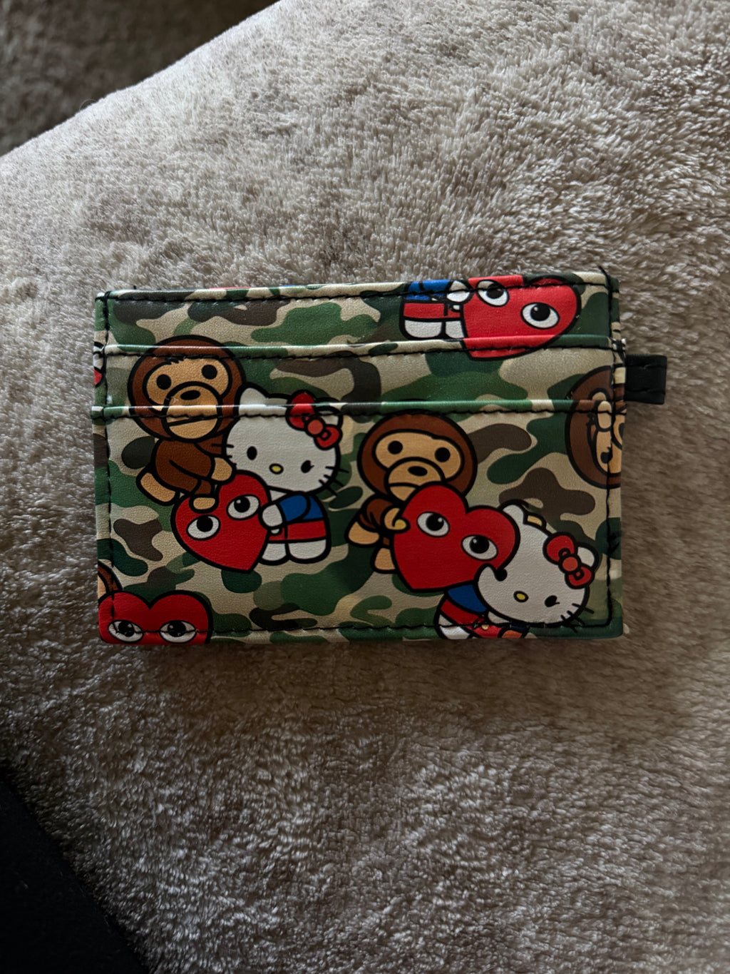 BapexHello Kitty Card Holder
